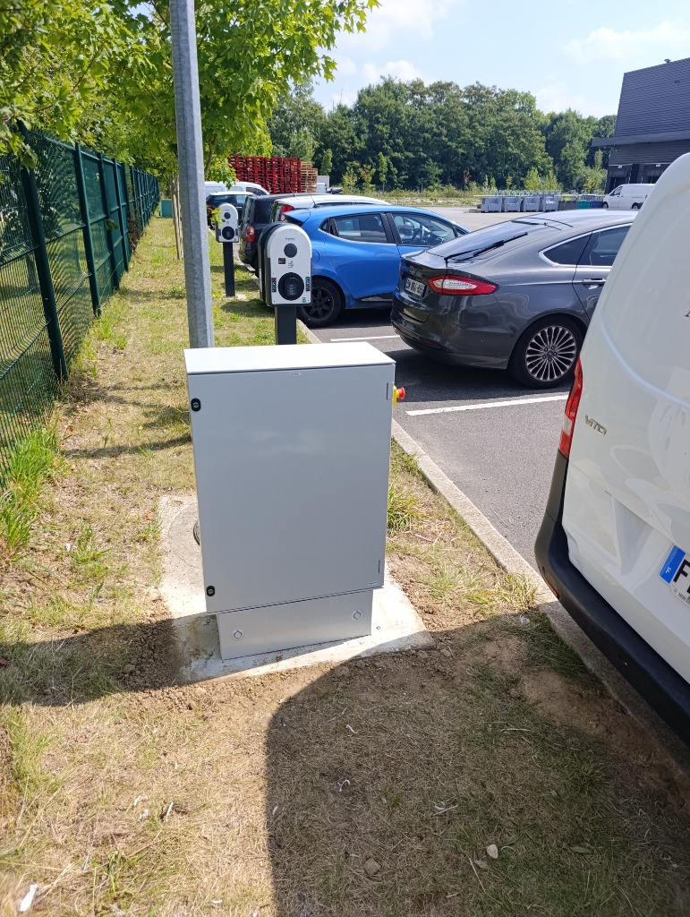Installation 6 bornes Caron Services Saclay